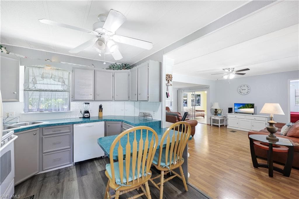 2797 Teakwood BLVD-9