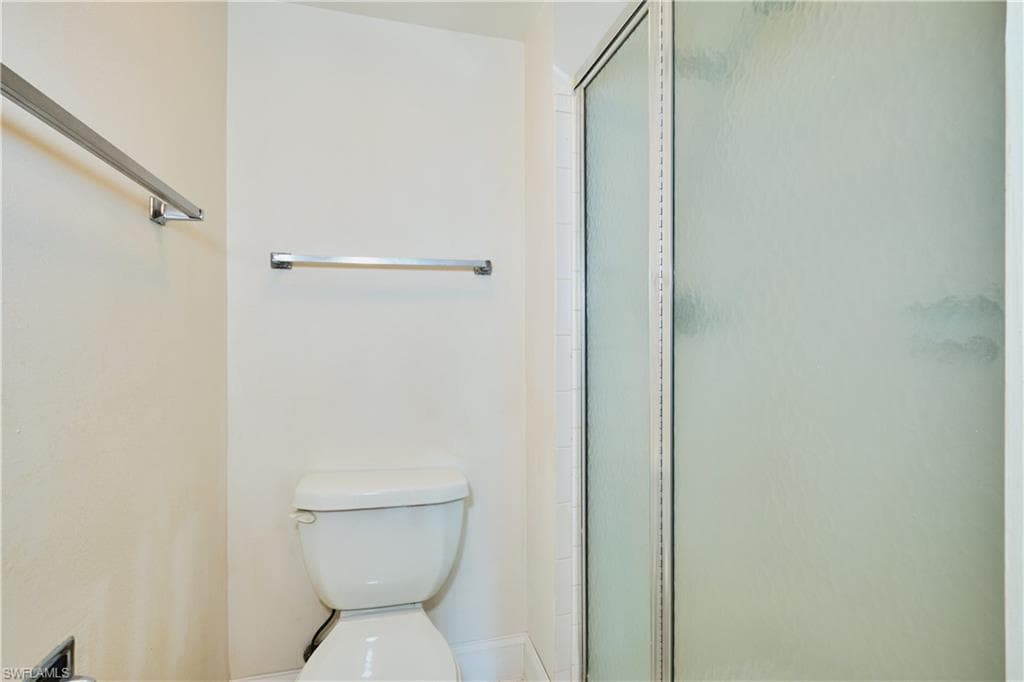 5959 Winkler RD 118-9