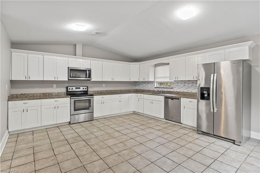 5675 Sandal LN-18