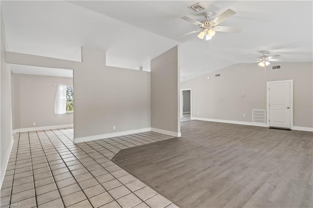 5675 Sandal LN-11