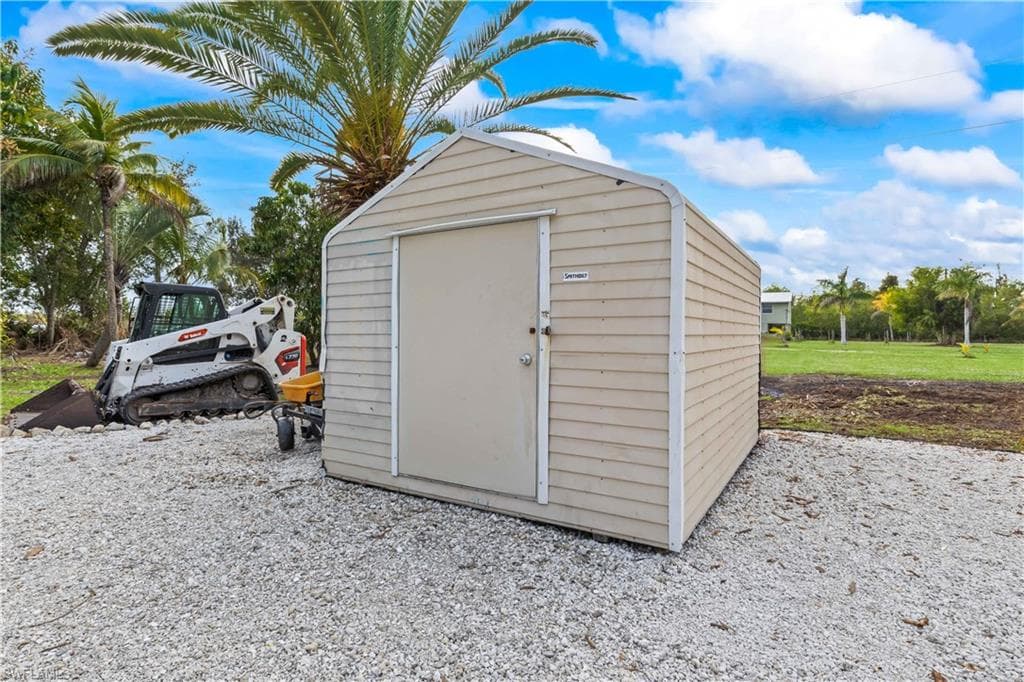 5675 Sandal LN-35