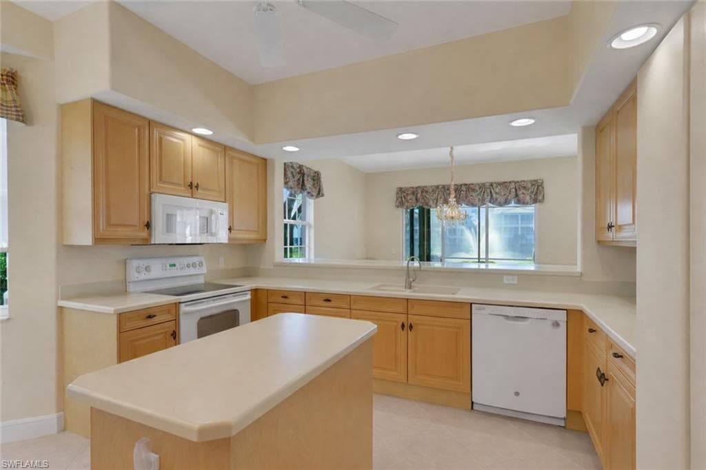714 Regency Reserve CIR 3201-7