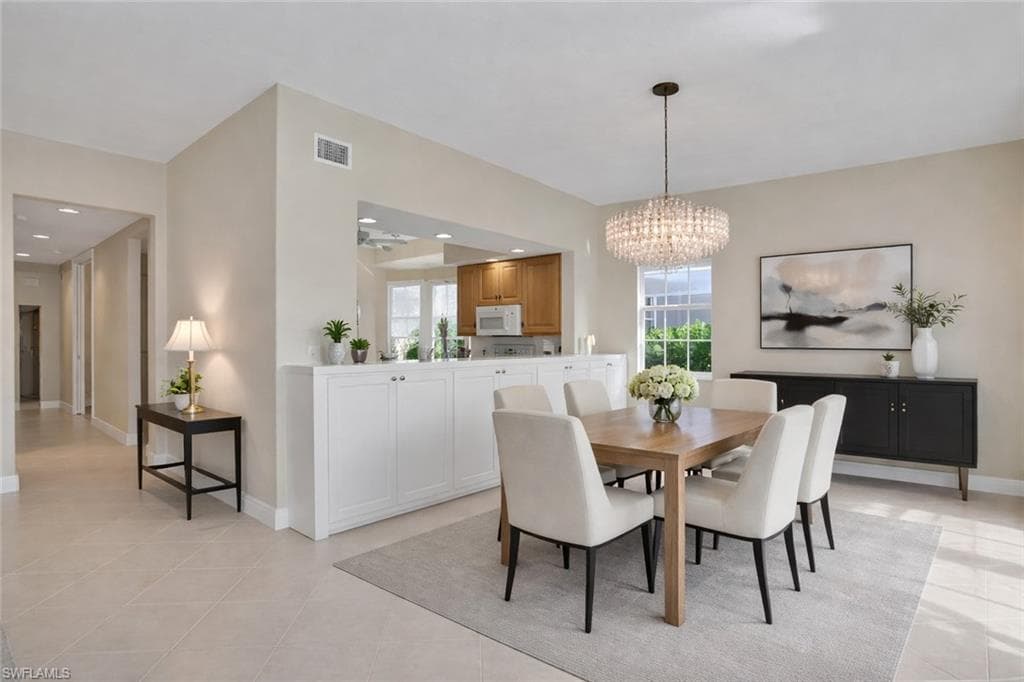 714 Regency Reserve CIR 3201-4