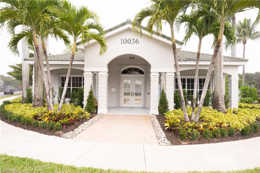 10062 Spyglass Hill LN-20
