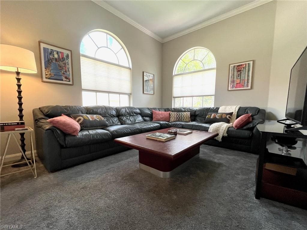 5477 Freeport LN-22