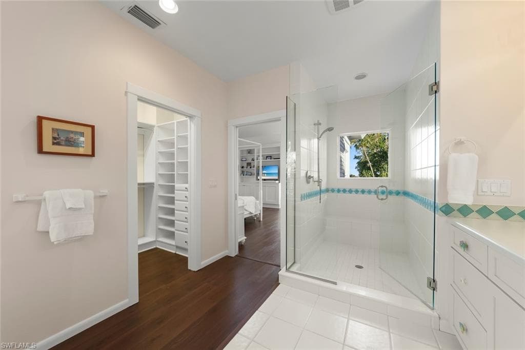 1401 Sand Castle RD-33