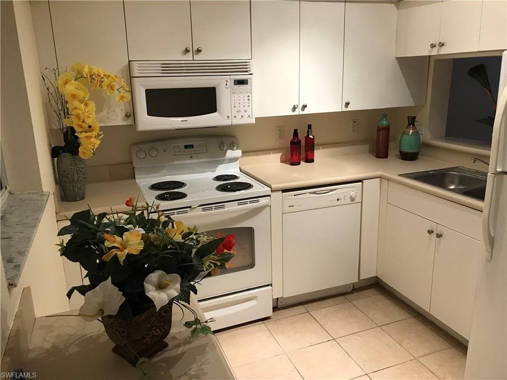 8407 Bernwood Cove LOOP 510-2