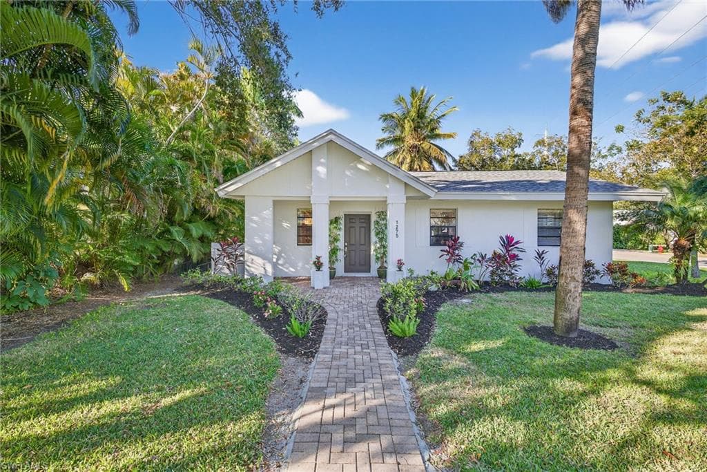 1275 8TH AVE N-23