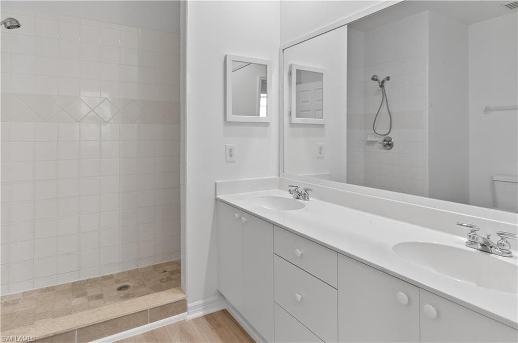 3281 Lindsey LN 4-17