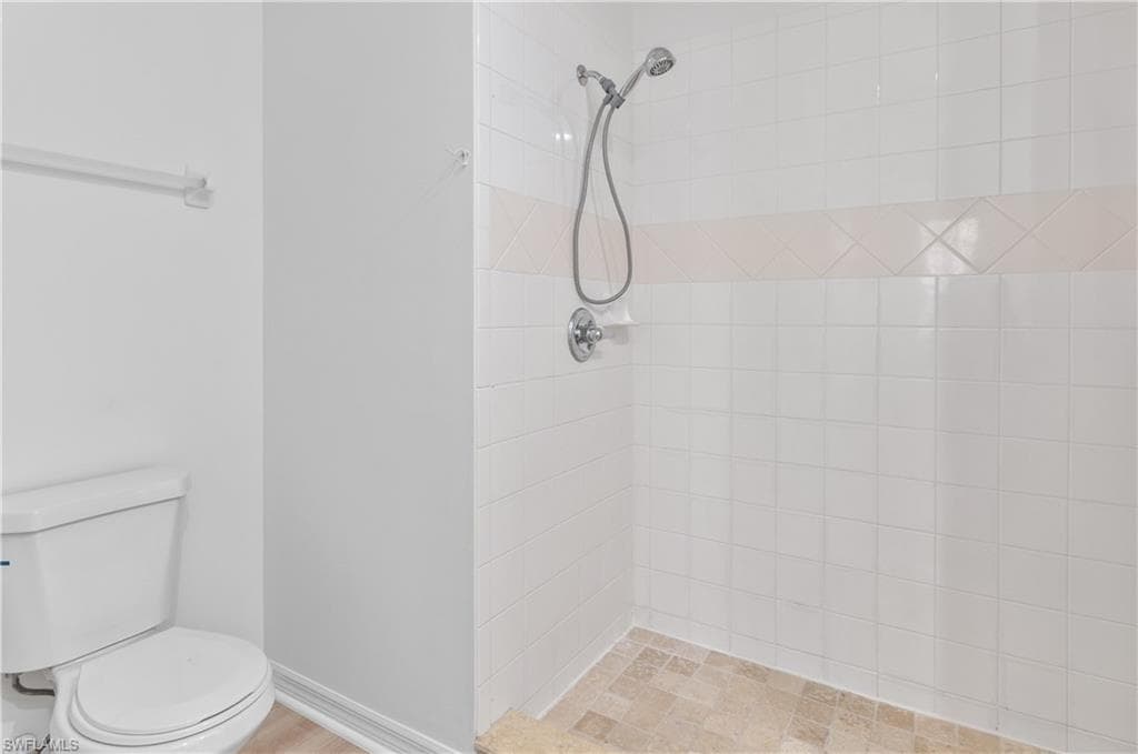 3281 Lindsey LN 4-18