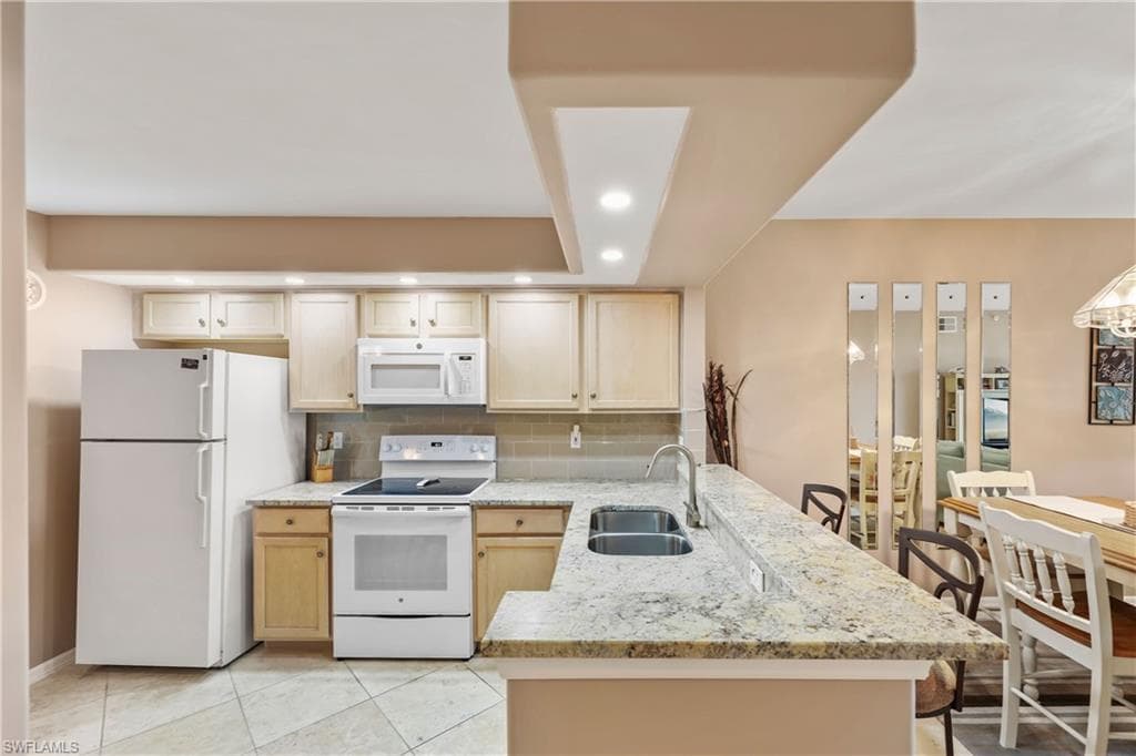 28064 Cavendish CT 2404-5