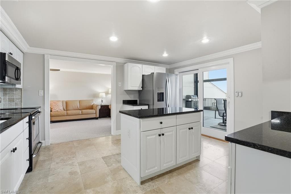 17037 Marina Cove LN-16
