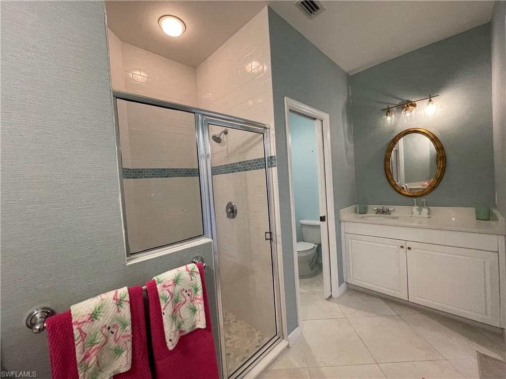 10640 Camarelle CIR-36