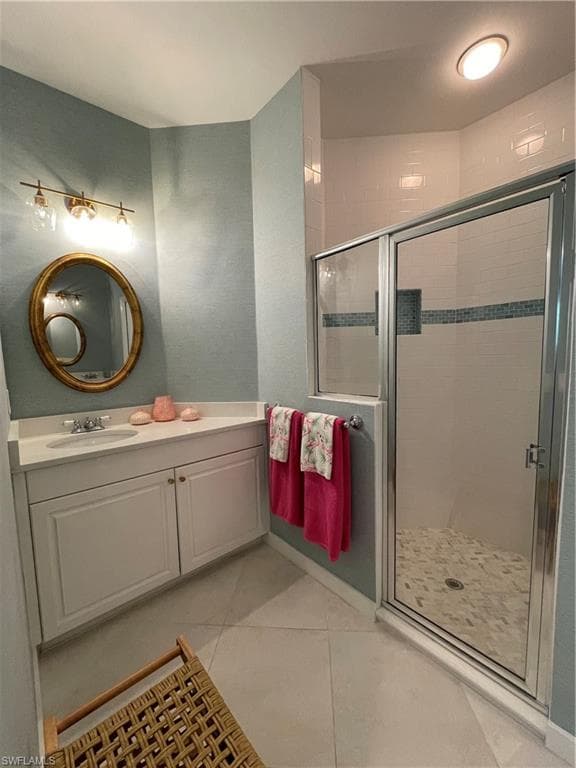 10640 Camarelle CIR-35