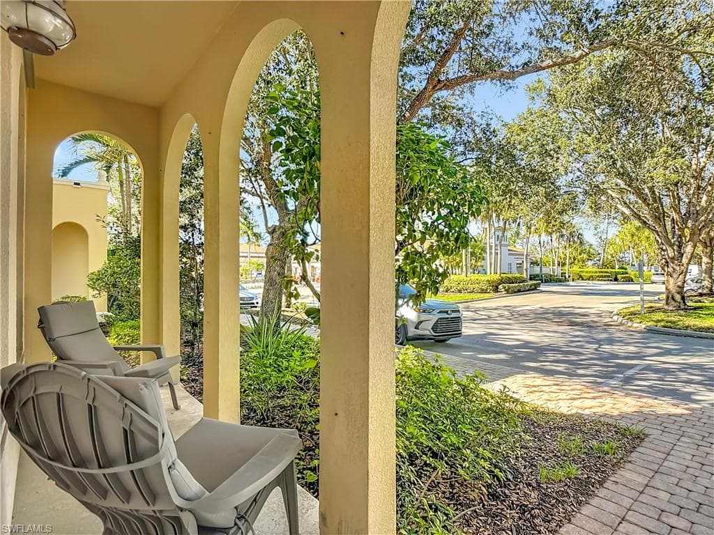 6186 Towncenter CIR-5