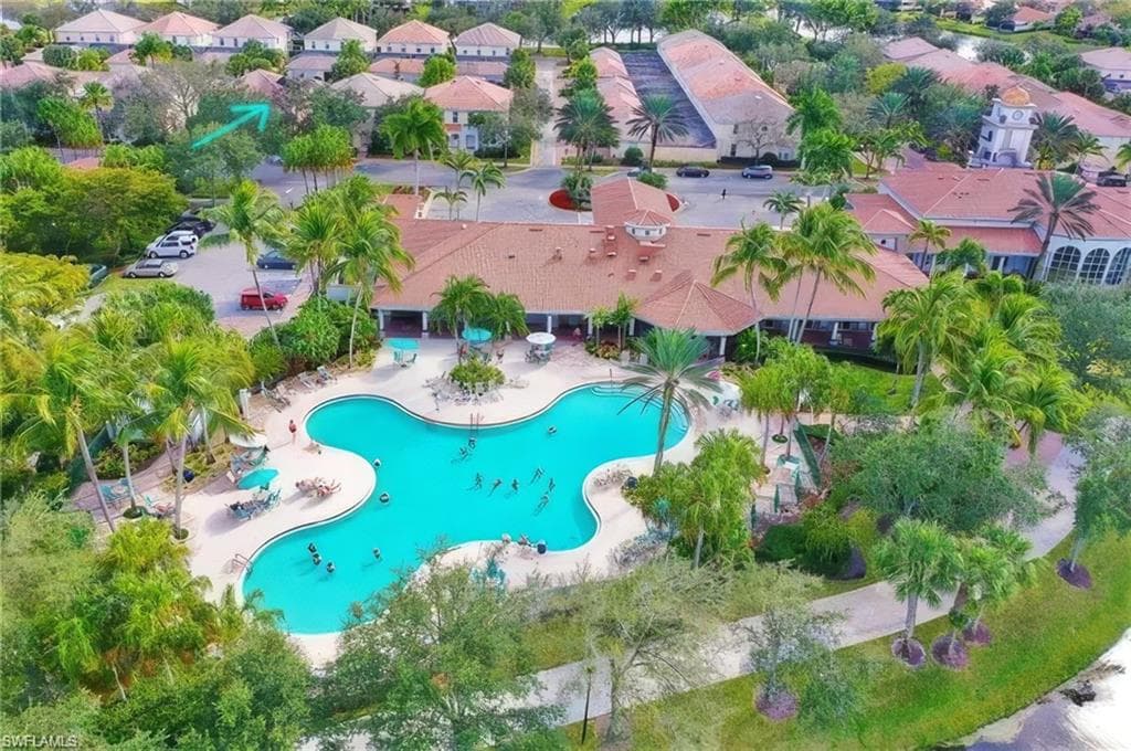 6186 Towncenter CIR-45