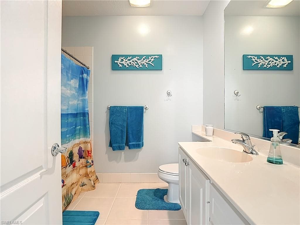 6186 Towncenter CIR-35