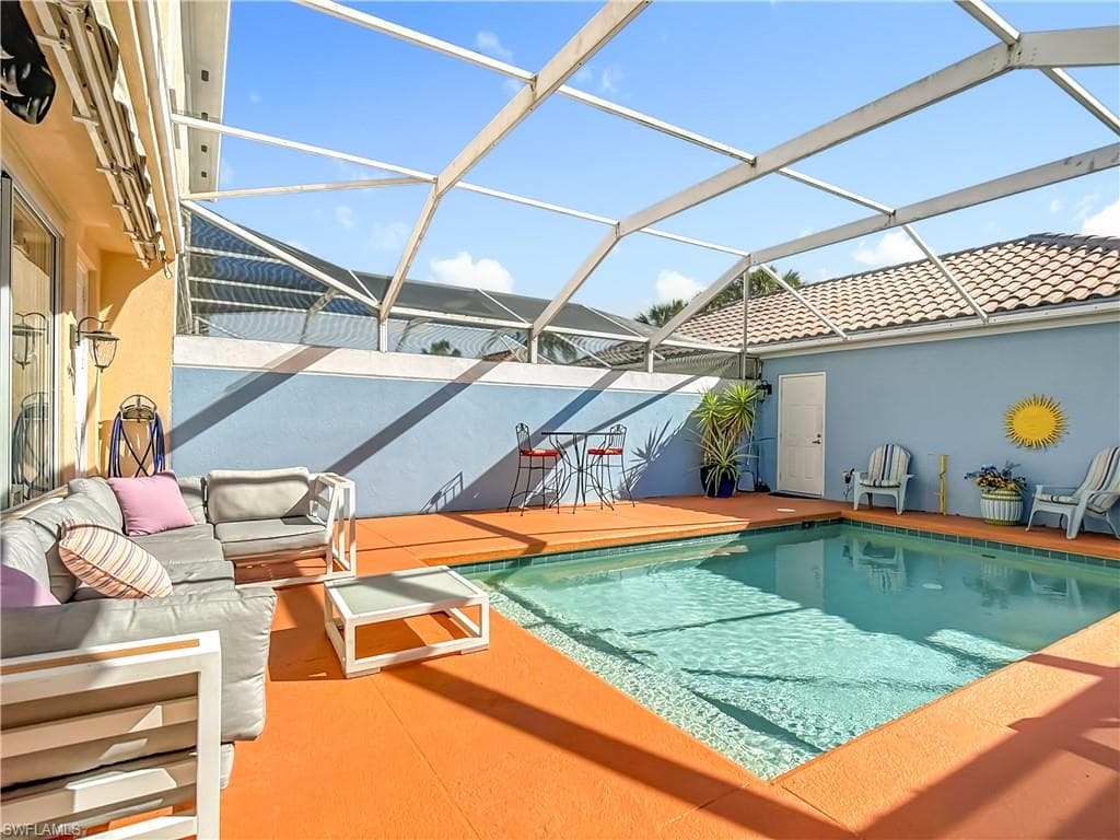 6186 Towncenter CIR-21