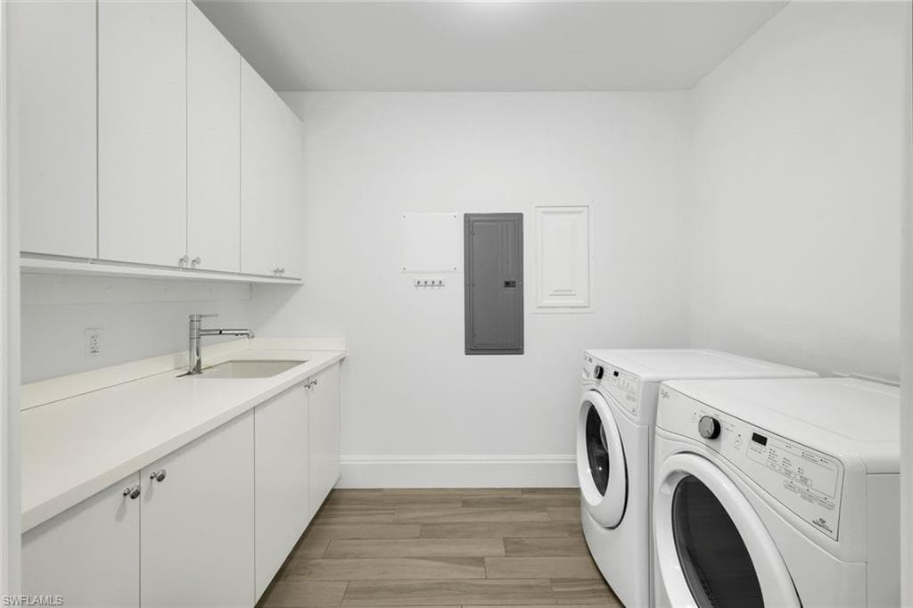 1035 3rd AVE S 305-25
