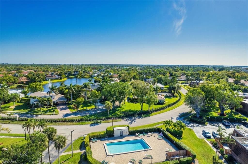 1444 Park Shore CIR 3-25