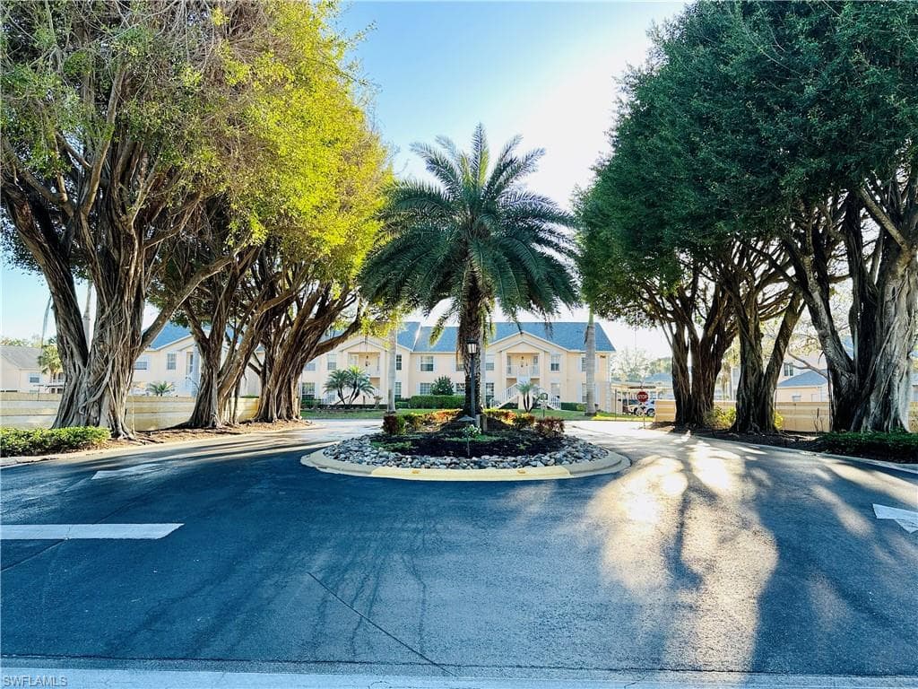 768 Wiggins Lake DR 202-22