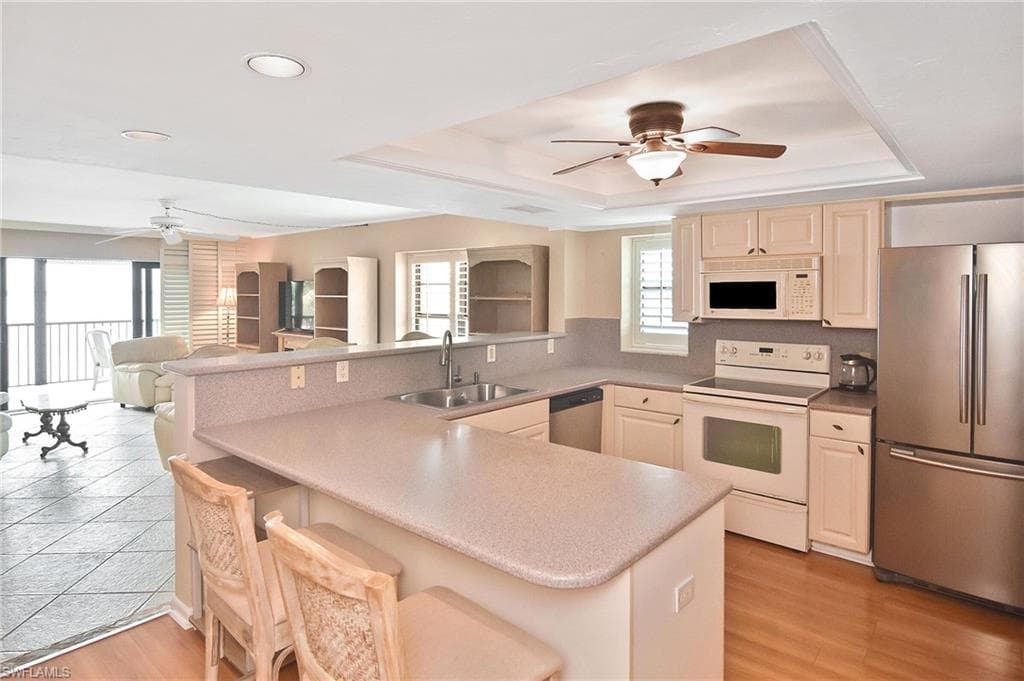 3350 N Key DR 504-17