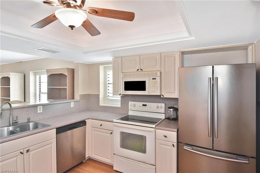 3350 N Key DR 504-18