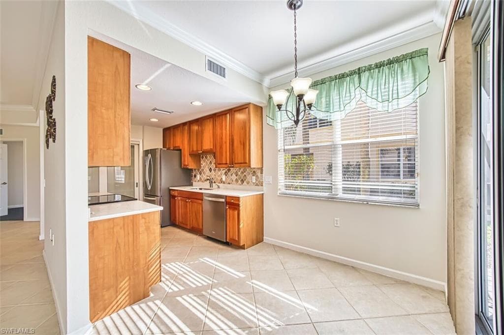 3071 Meandering WAY 101-18