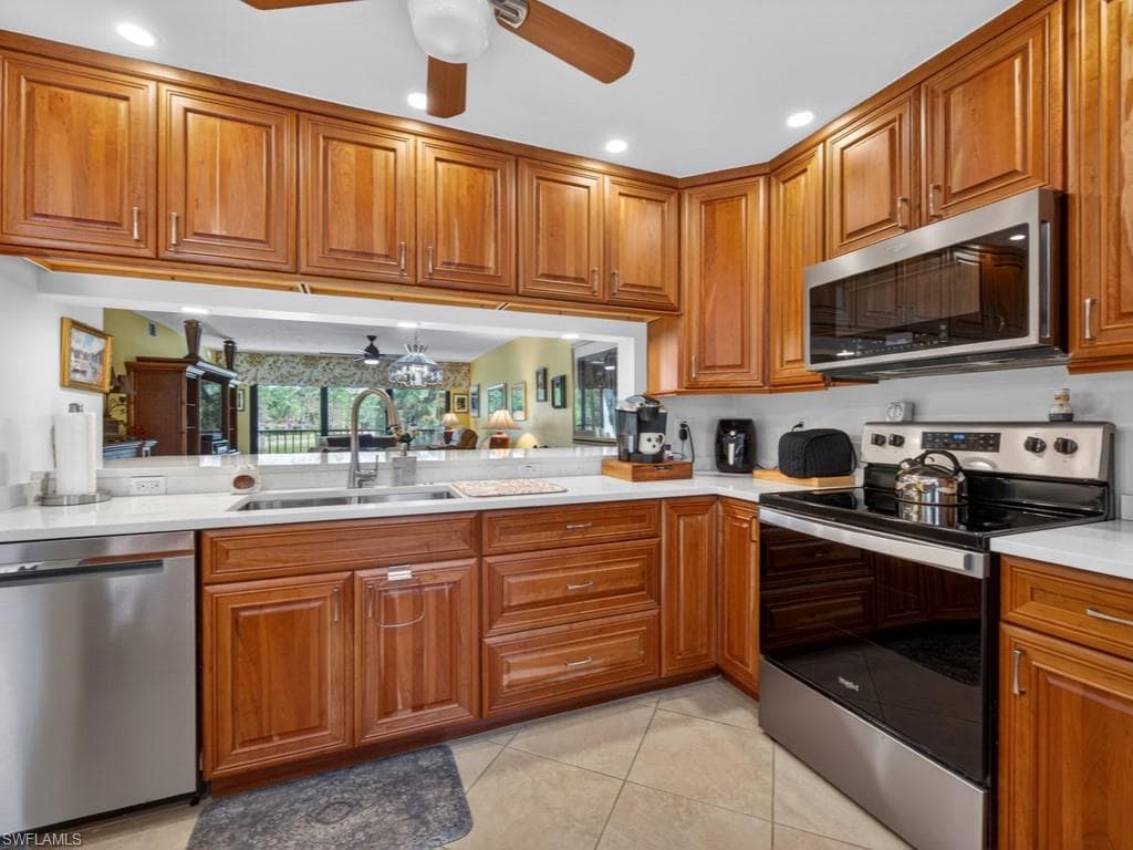 5792 Deauville CIR A207-8