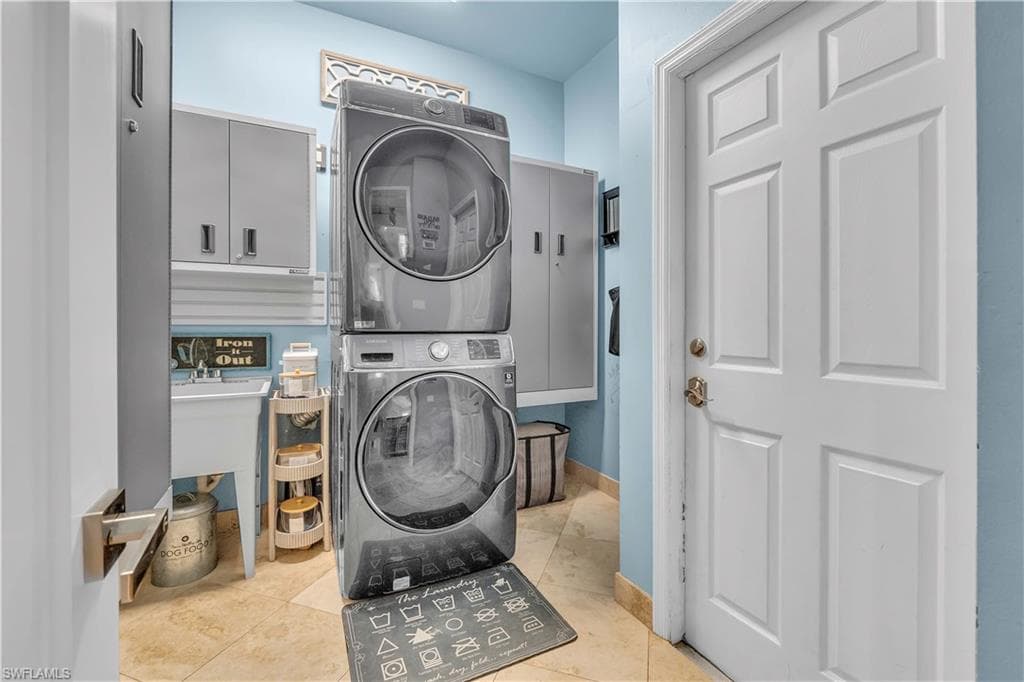 24410 Golden Eagle LN-32