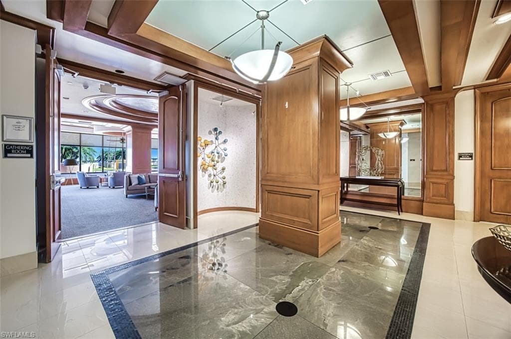 2104 W 1st ST 1004-37