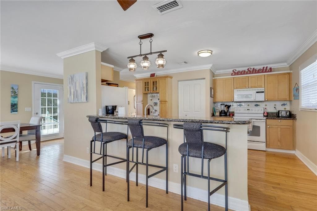 1292 Grand Canal DR-6