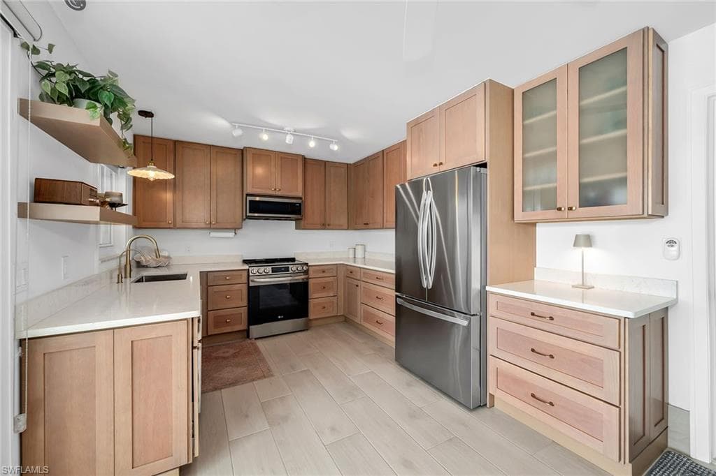 280 Ibis ST-3