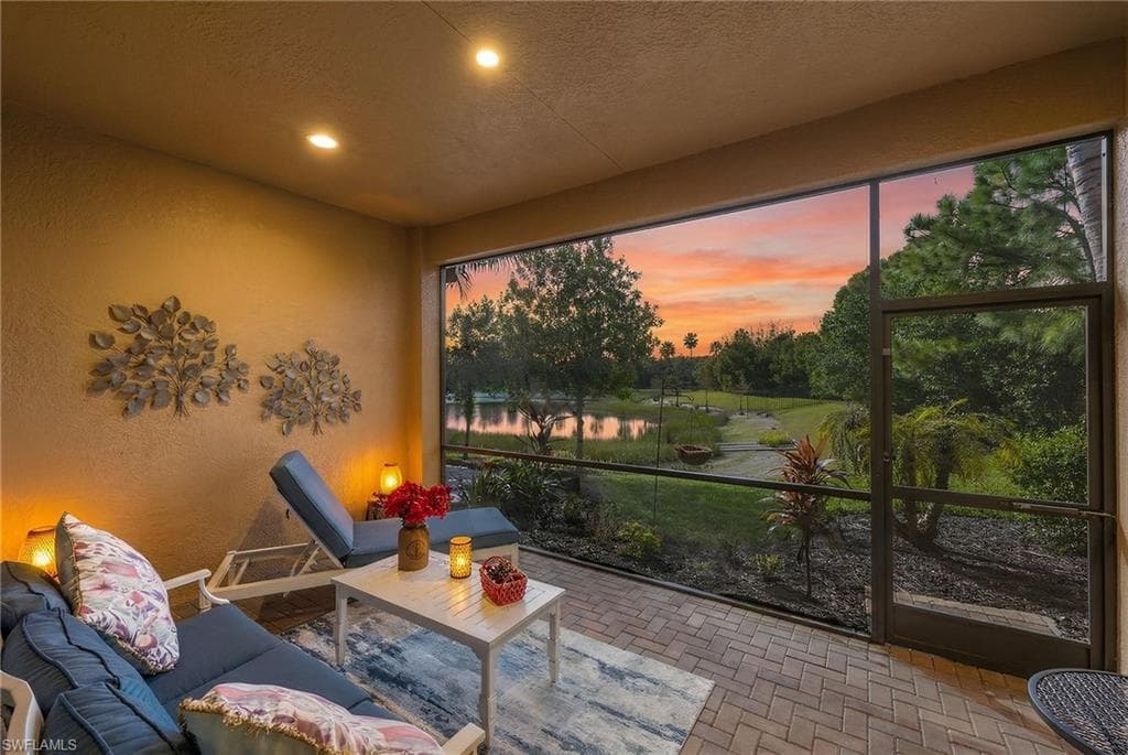13315 Silktail DR-1