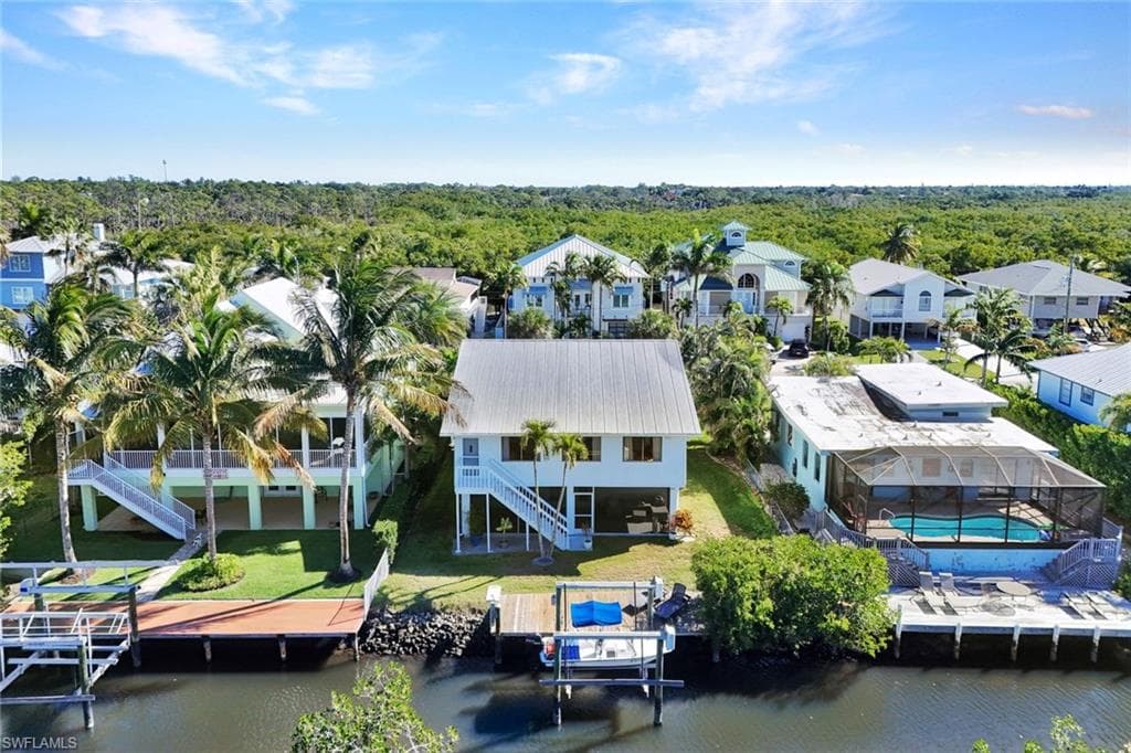 1285 Grand Canal DR-26