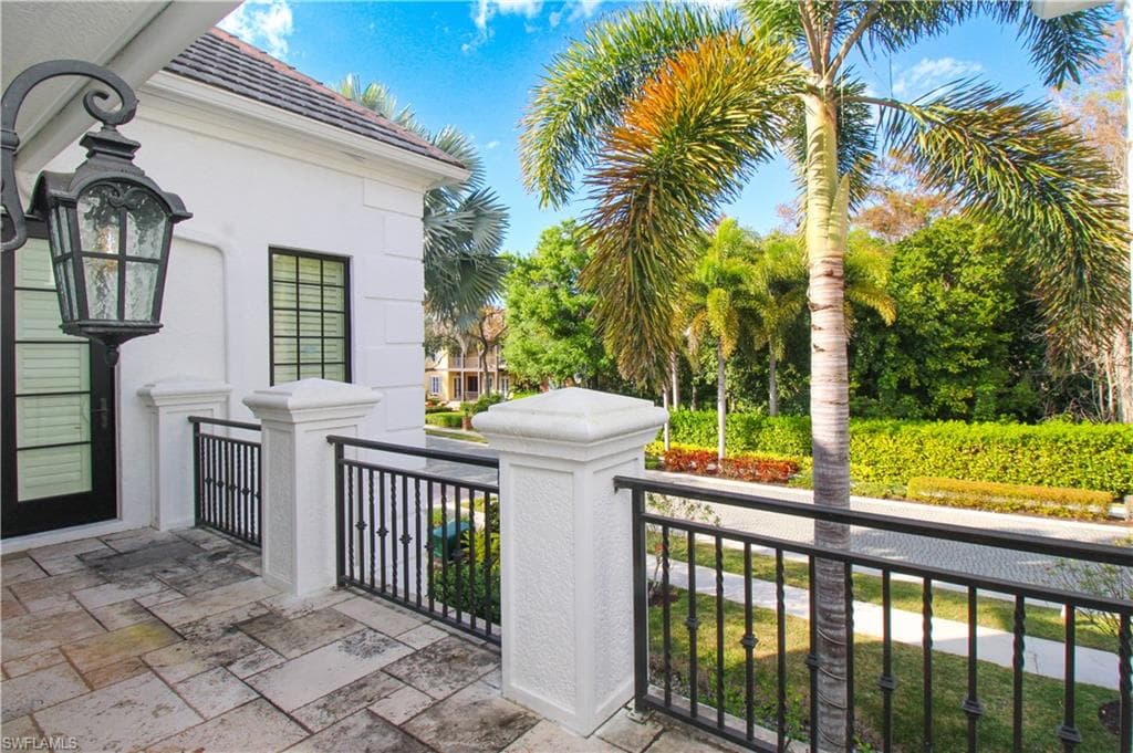 1412 Hemingway PL-33