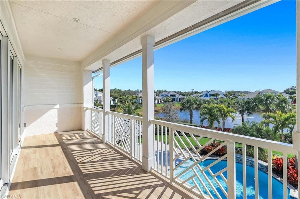 16716 Enclave CIR-28