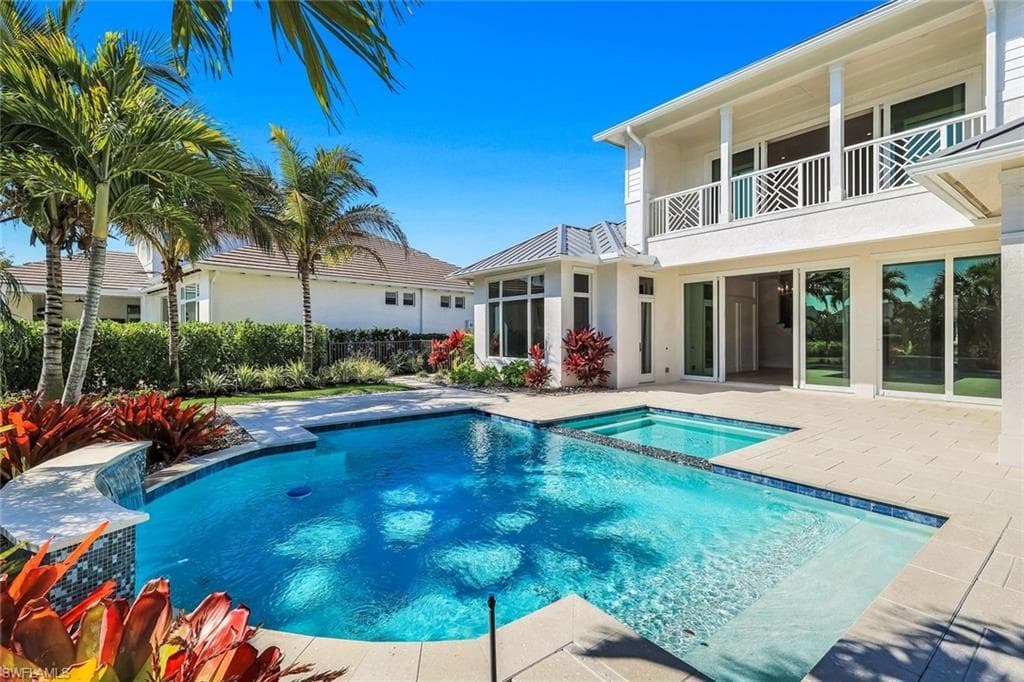 16716 Enclave CIR-49