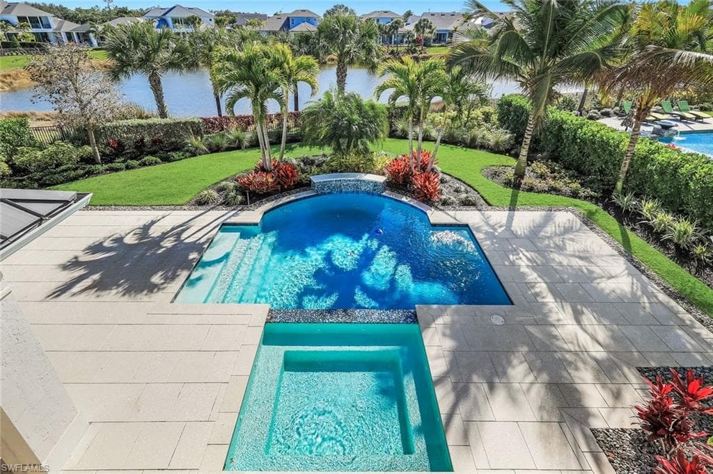 16716 Enclave CIR-29
