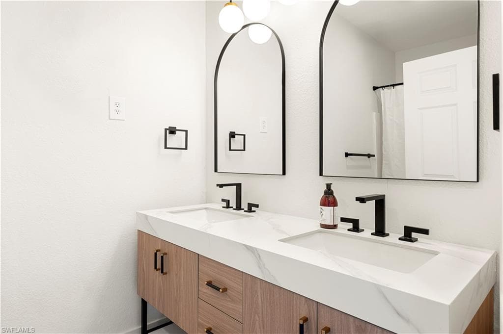 245 2nd ST-36