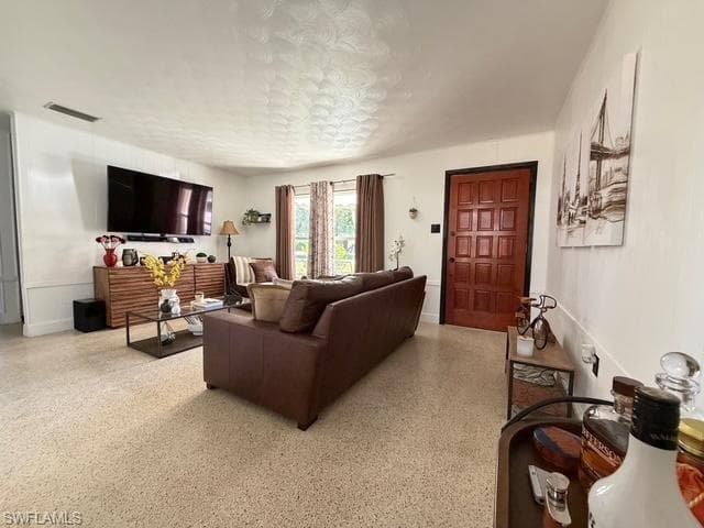 40 Victoria DR-9