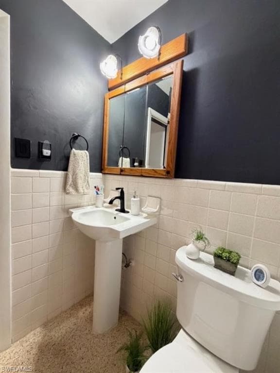 40 Victoria DR-24