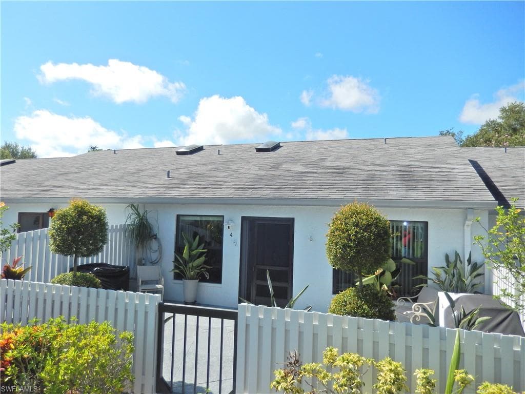 9620 Villa DR 4-3