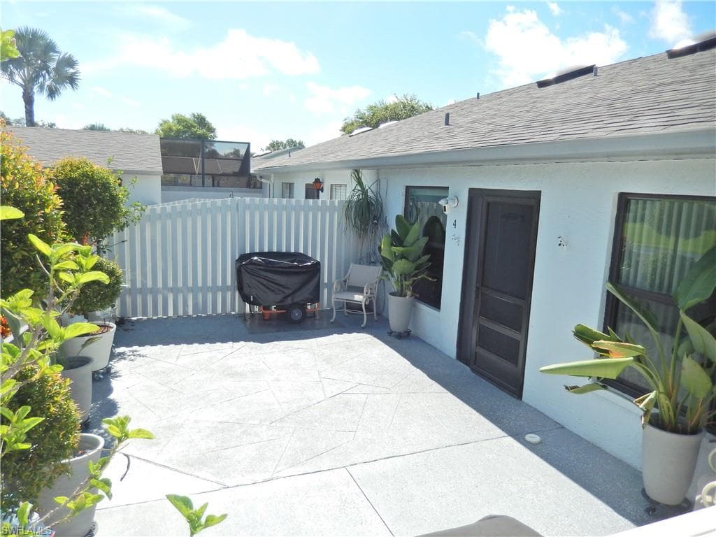 9620 Villa DR 4-1