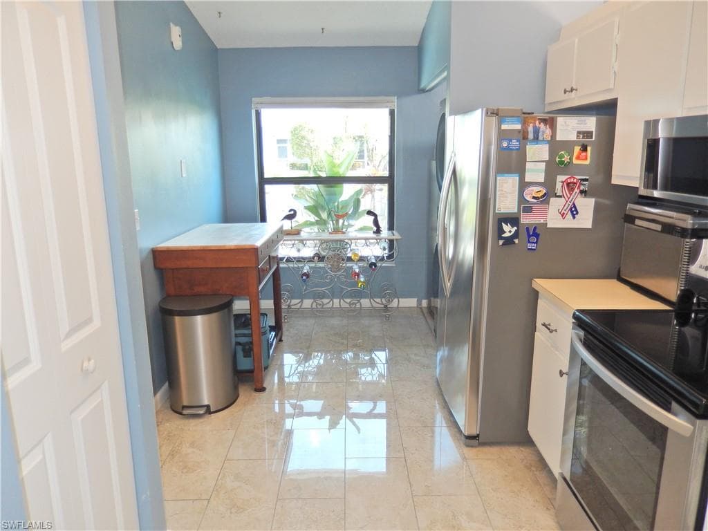 9620 Villa DR 4-10