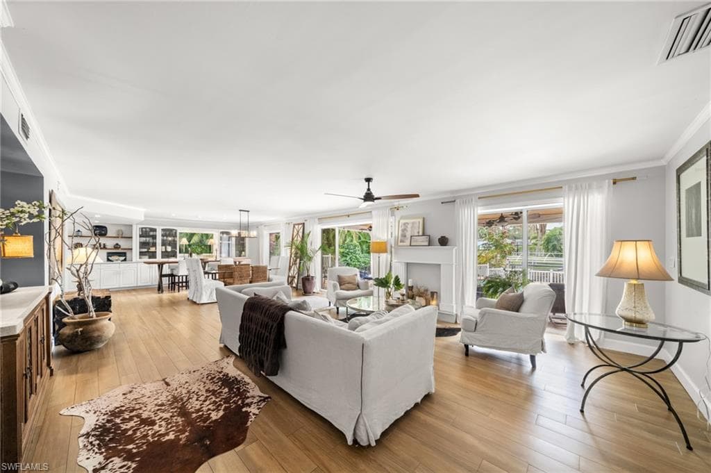 1030 Aqua LN-6