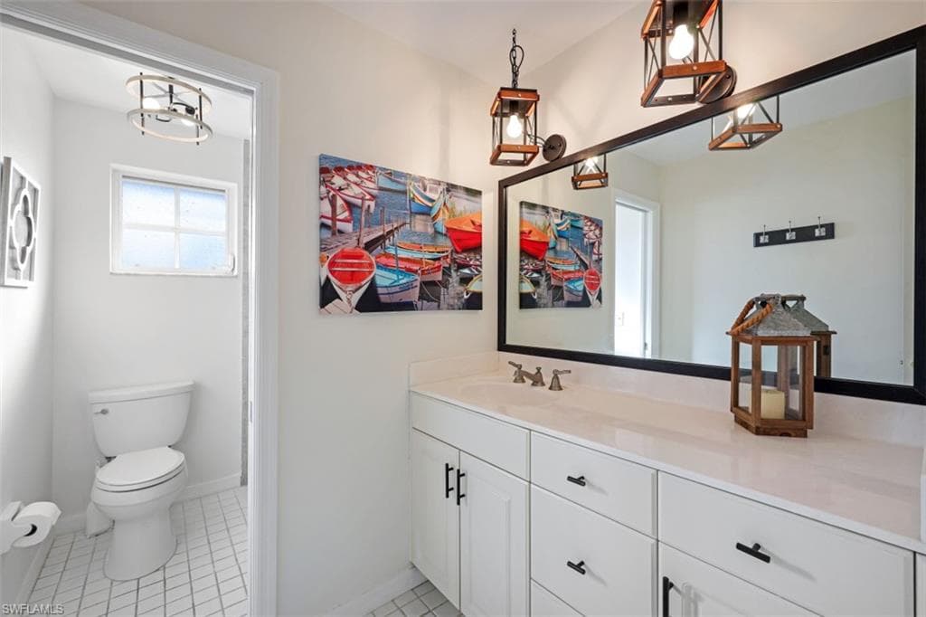 1030 Aqua LN-24
