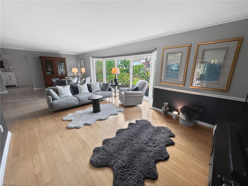 1030 Aqua LN-10