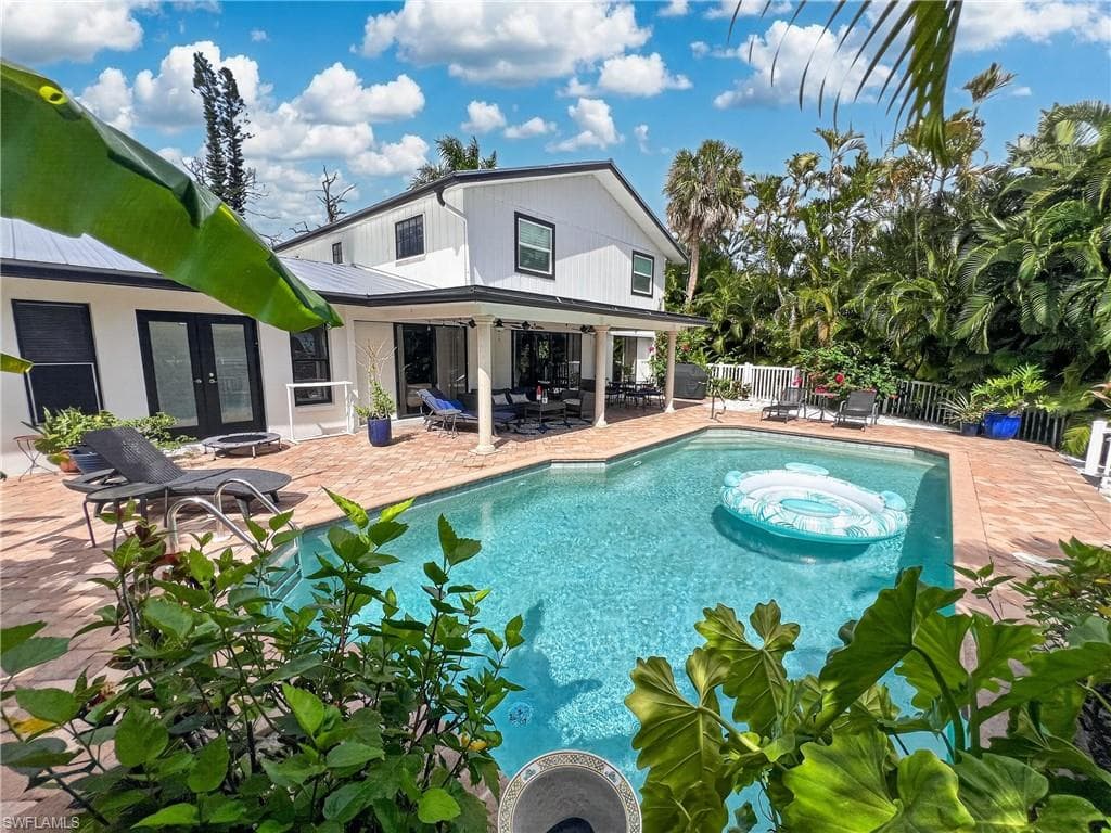 1030 Aqua LN-32
