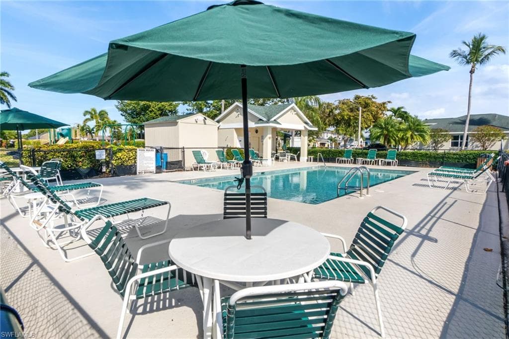 1777 Emerald Cove CIR-37